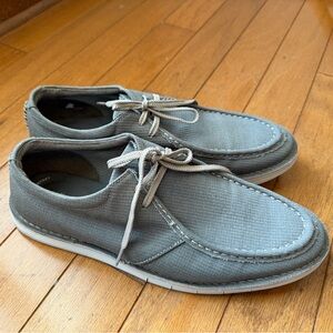 Clarks Forge Run Sneakers Gray Canvas Slip on Shoes Men’s Size 10.5 Casual Comfy